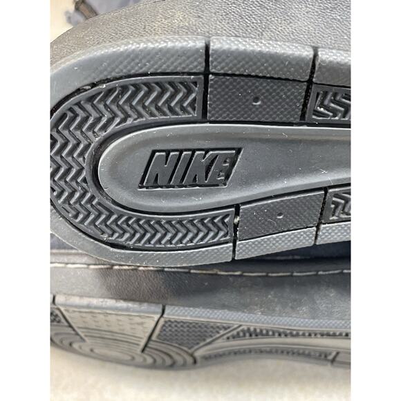 Nike Women's Black Suede Boot/Sneakers Sz 7.5 Back Zipper, Comfy Faux Fur Lining - Picture 8 of 12